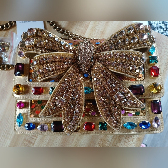 Kurt Geiger NWT Large Bow & Embelishments W/Dustbag - Picture 8 of 10